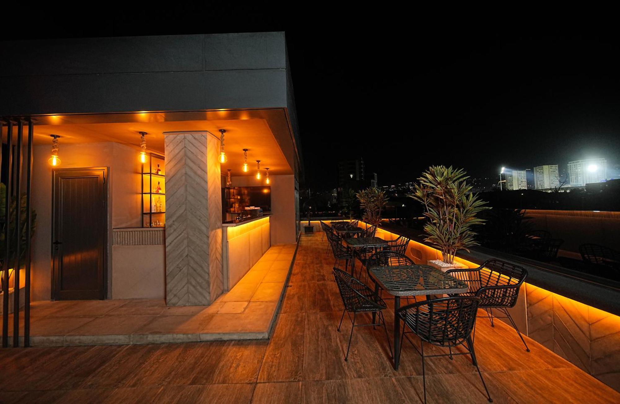 Revive Boutique Hotel Ереван Экстерьер фото