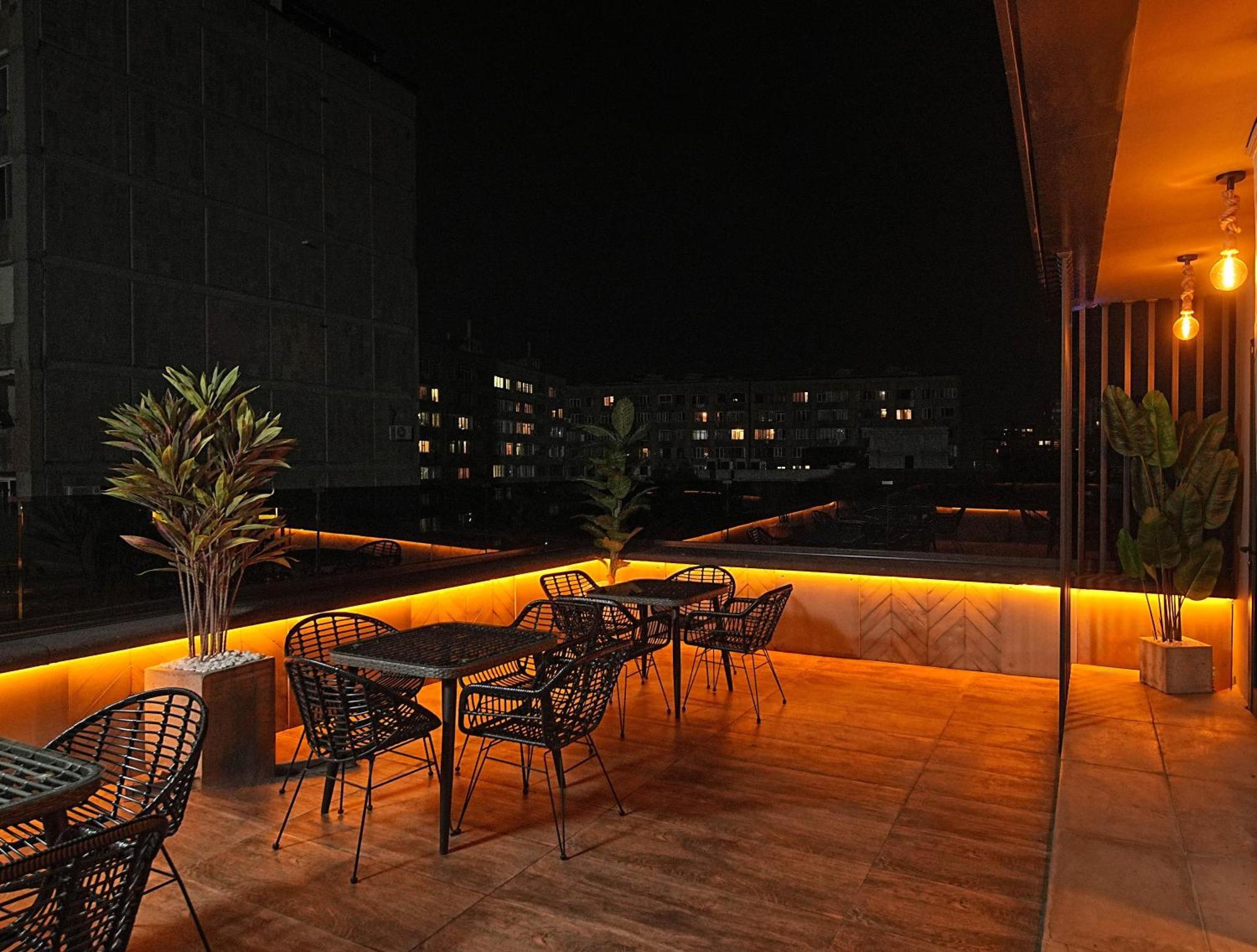 Revive Boutique Hotel Ереван Экстерьер фото