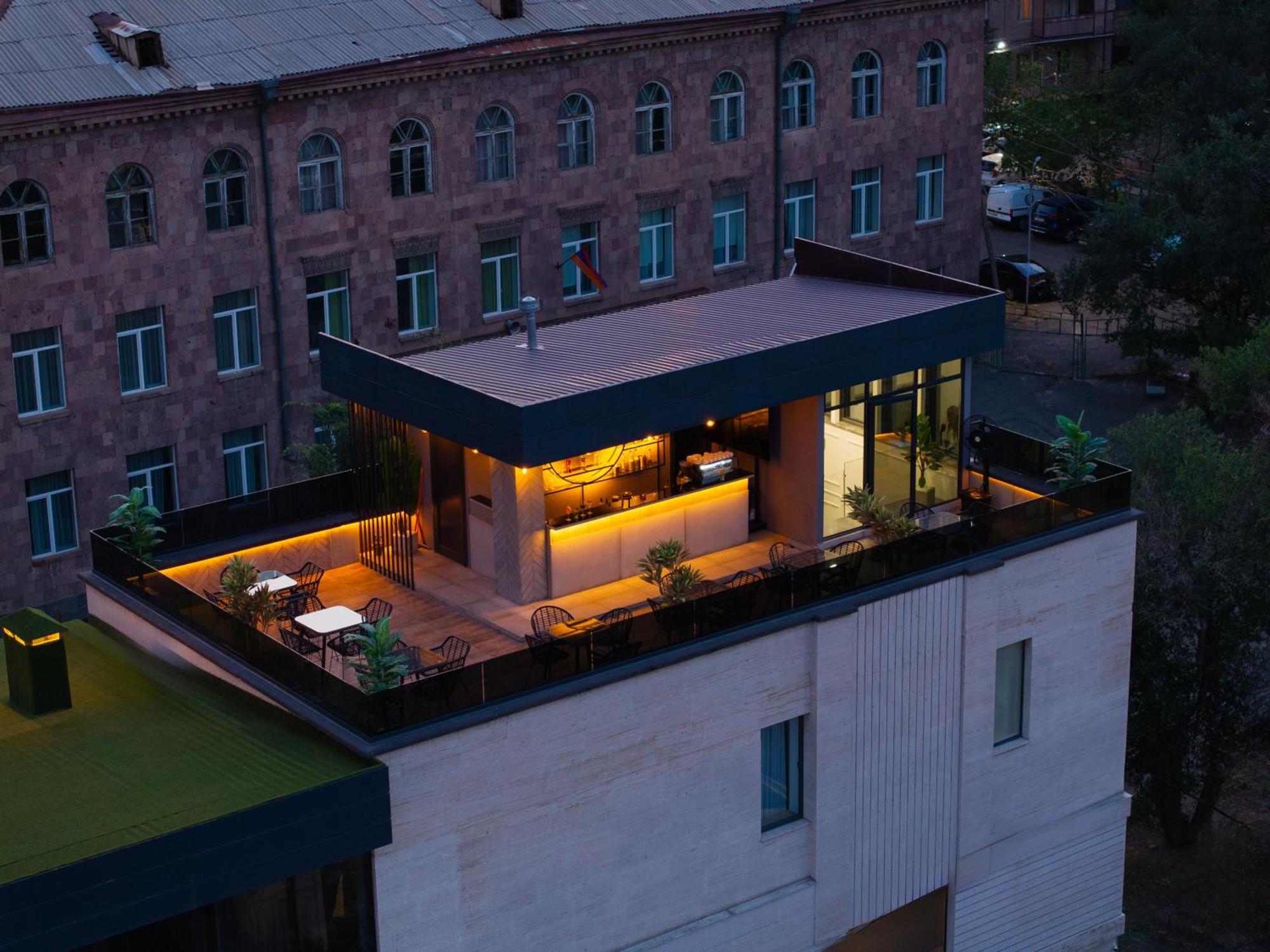 Revive Boutique Hotel Ереван Экстерьер фото